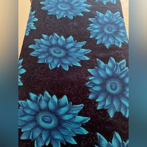 Vtg Koko Knot sarong, swim & beach cover up blue flower design w fringe Rayon